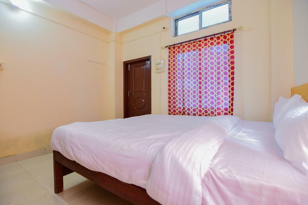 Spot On 30735 Dreamland Guest House Dispur Quarto foto
